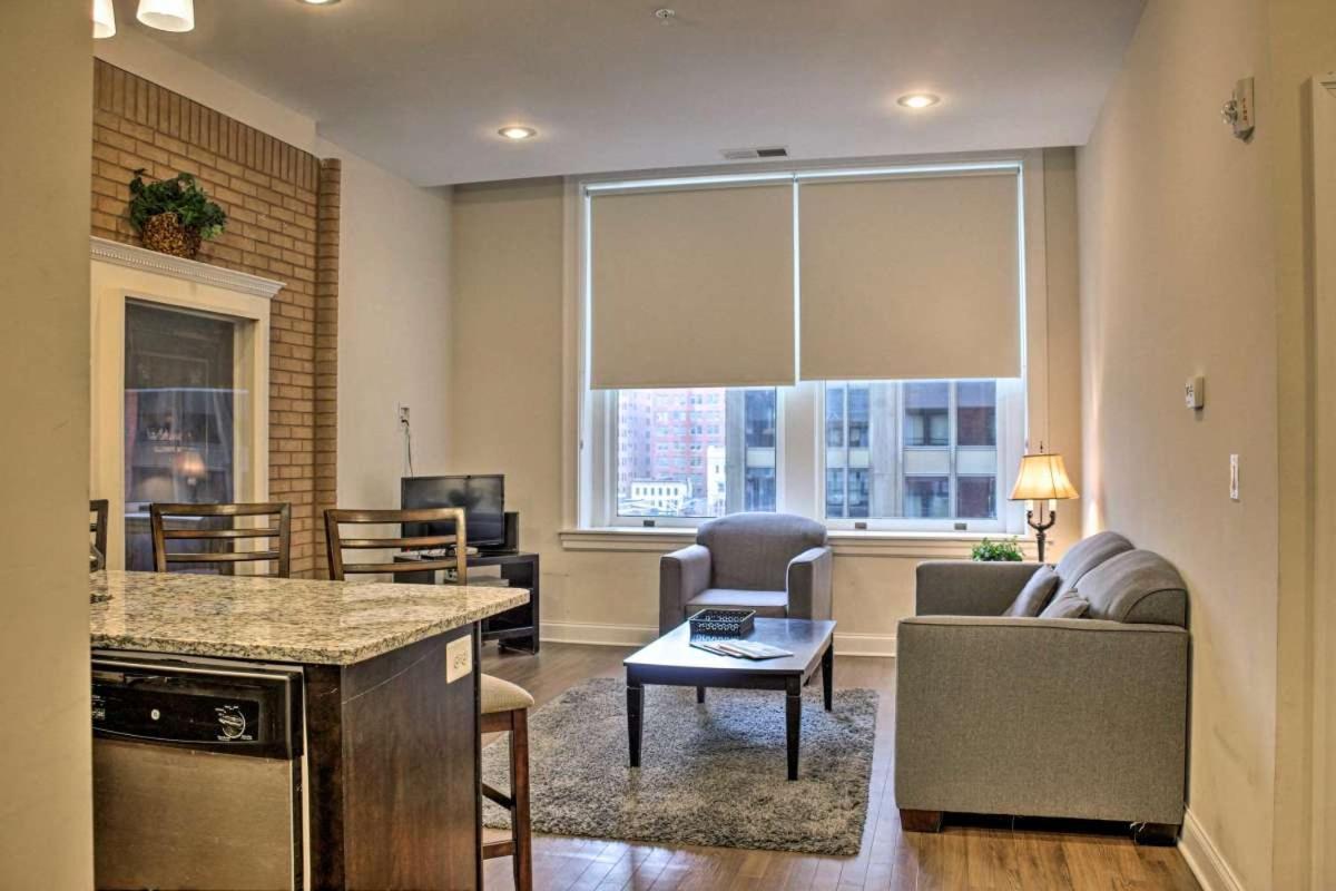 Chase At Lexington St Free Indoor Parking Convention Center Apartment Балтимор Екстериор снимка